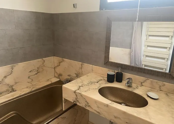 Nid Douillet T3 Au Coeur Des Remparts Appartement Aigues-Mortes