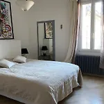 T3 De Charme Intra-muros 80m2 - Parking - Calme - Lumineux Appartamento