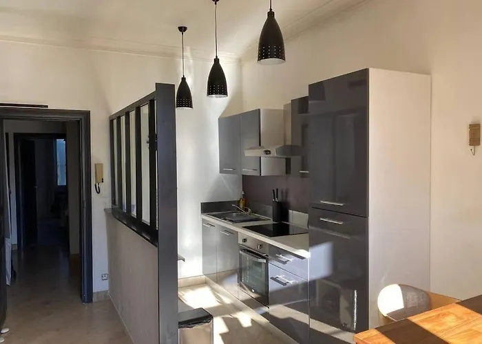 Nid Douillet T3 Au Coeur Des Remparts Appartement